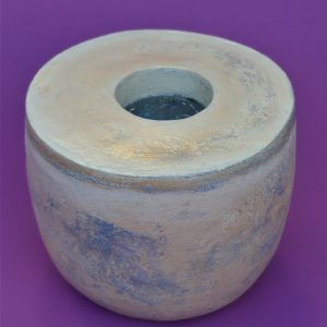 Vase aus Pappmaché