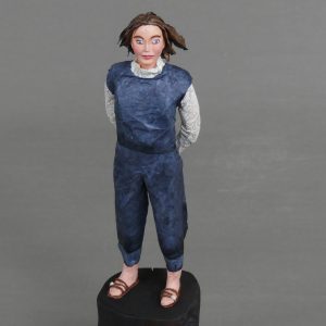 Enna_Skulptur aus Pappmachee_1