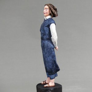 Enna_Skulptur aus Pappmachee_4