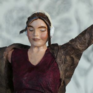 Janne_Skulptur aus Pappmachee_1