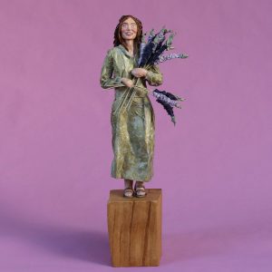 Sandra_Skulptur aus Pappmachee_1