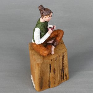 Leni_Skulptur aus Pappmachee_4